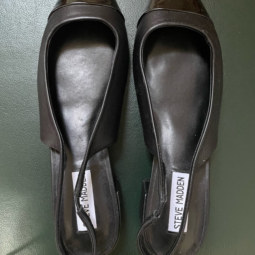 Steve Madden Black Slingback Flats